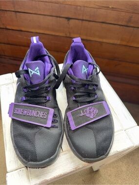 Nike PG1 “Score In Bunches” Paul George Basketball Shoes